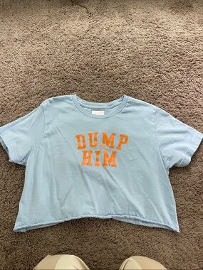 DUMP HIM crop tee
